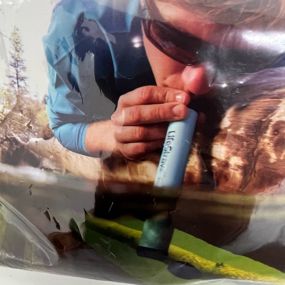 New sealed Lifestraw water filtration straw - Picture 5 of 5